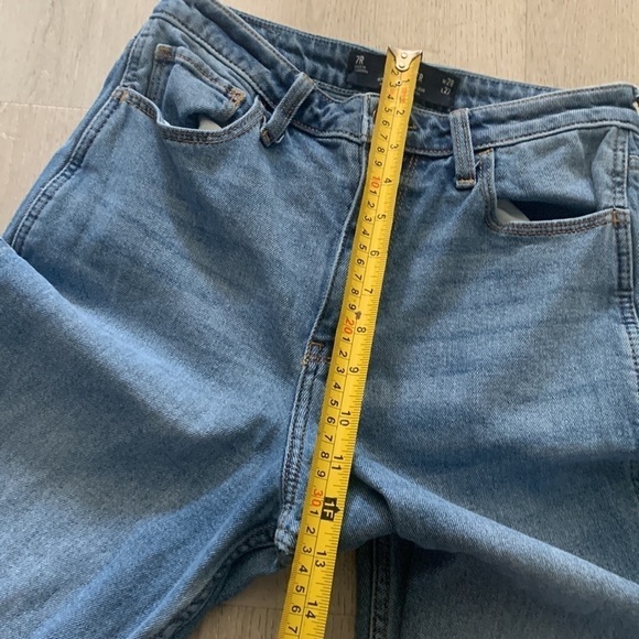 Ultra High Rise Mom Jean Hollister size 28 medium wash stretchy school street - Picture 9 of 12